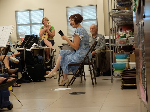 Janet Klein ukulele class